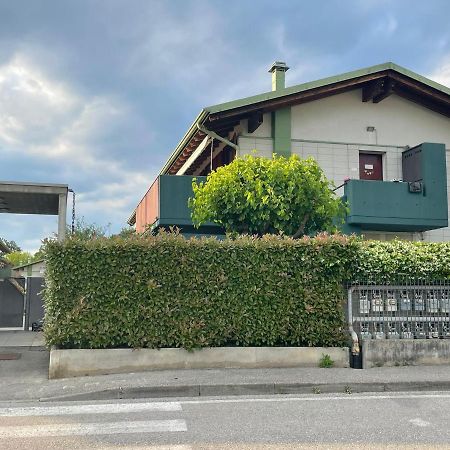 Casa Vacanze Esmeralda Zanica Εξωτερικό φωτογραφία